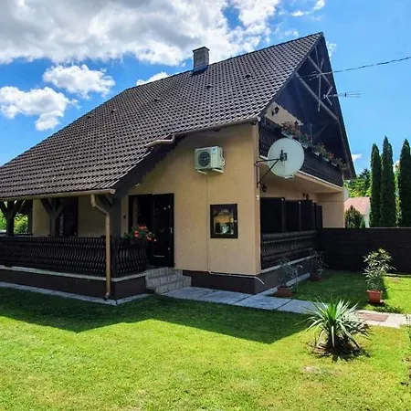 Varga Gardens *