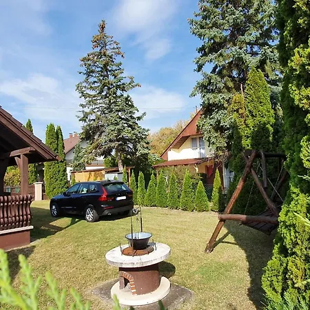 بيت للعطل Varga Gardens Balatonmáriafürdő