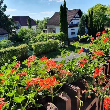 Varga Gardens Holiday home *