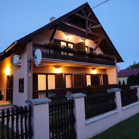 Varga Gardens