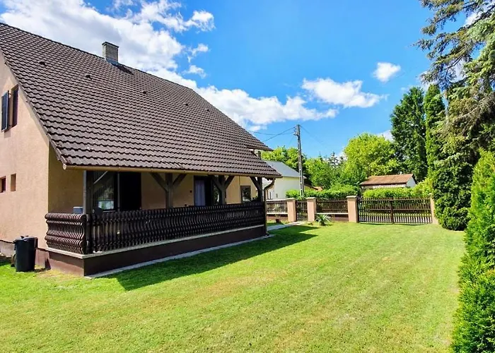 Varga Gardens Balatonmáriafürdő