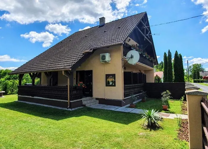 Varga Gardens *