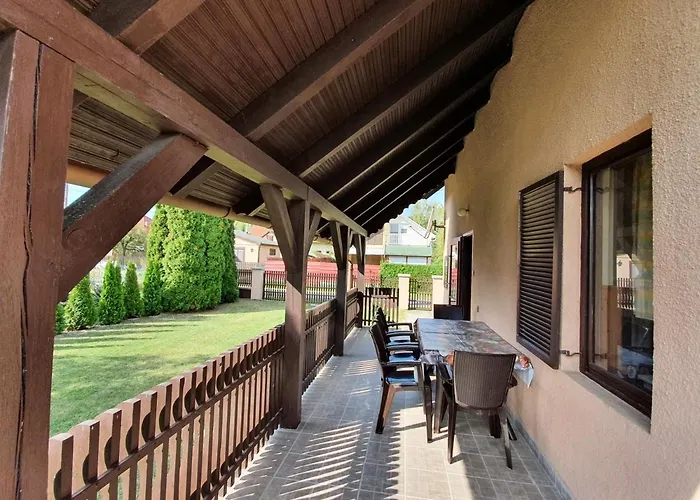 Varga Gardens Balatonmáriafürdő