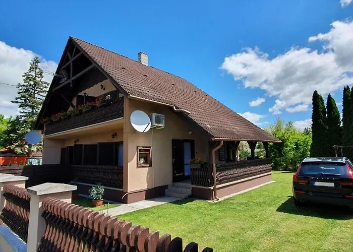 Varga Gardens * Balatonmáriafürdő